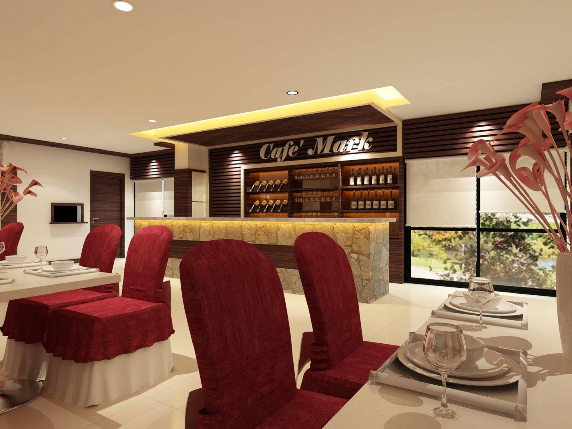 Hallmark Regency Hotel - Johor Bahru Kültér fotó