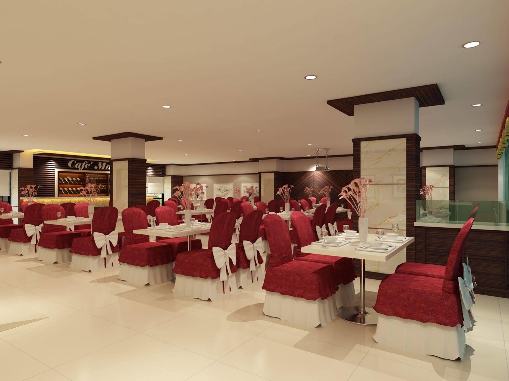 Hallmark Regency Hotel - Johor Bahru Kültér fotó