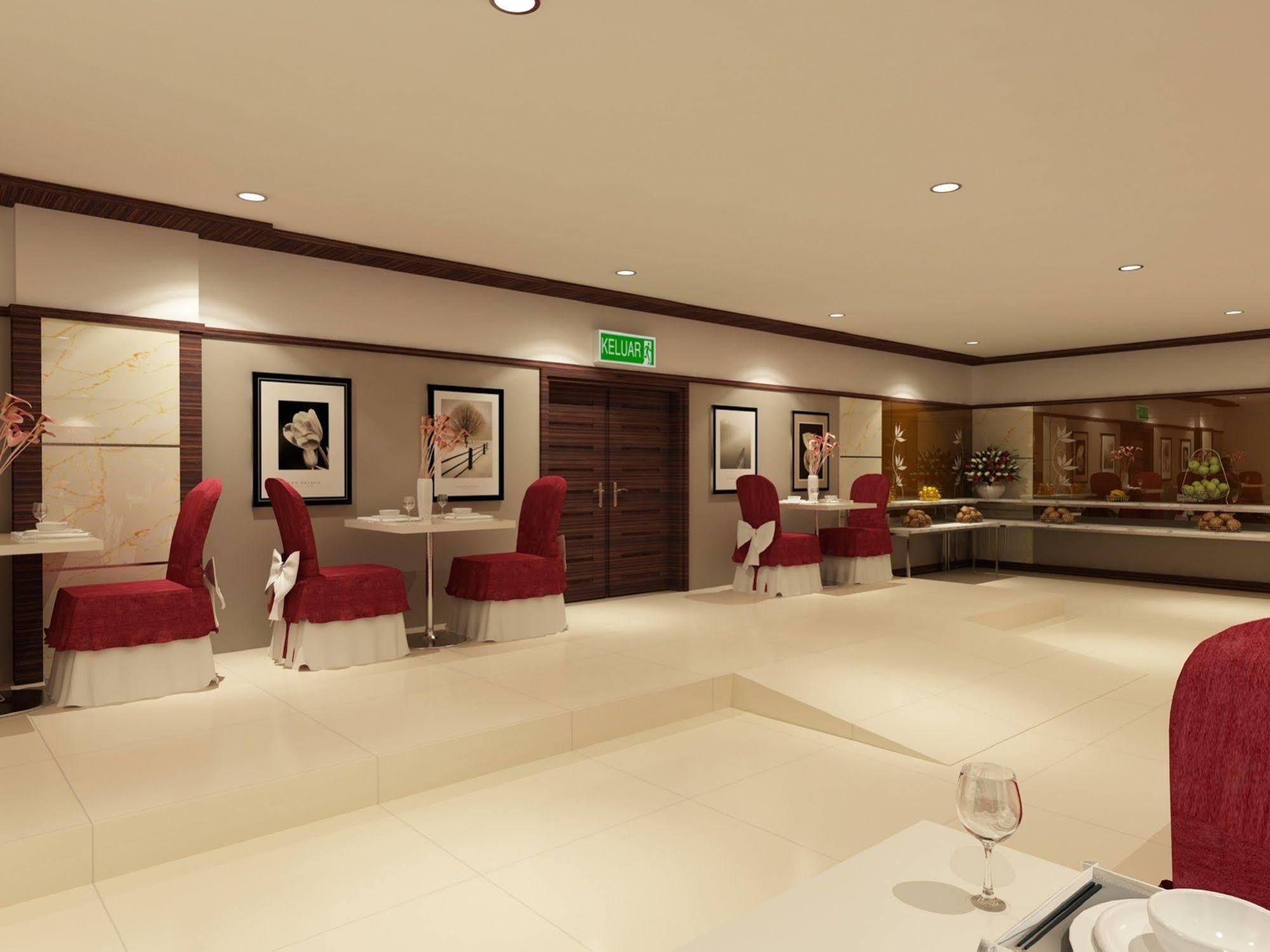 Hallmark Regency Hotel - Johor Bahru Kültér fotó